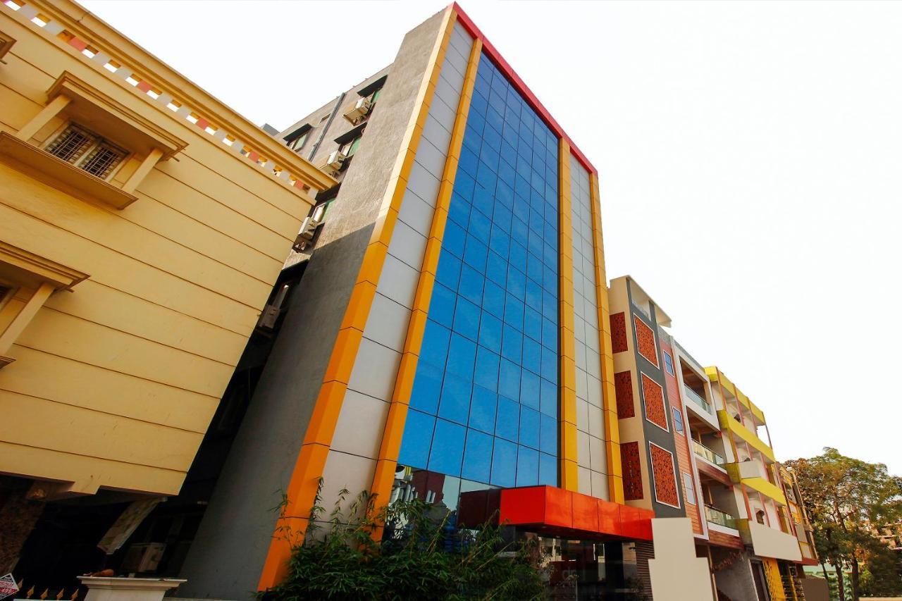 Oyo 29131 Hotel Mn Grand Shamshabad Zewnętrze zdjęcie