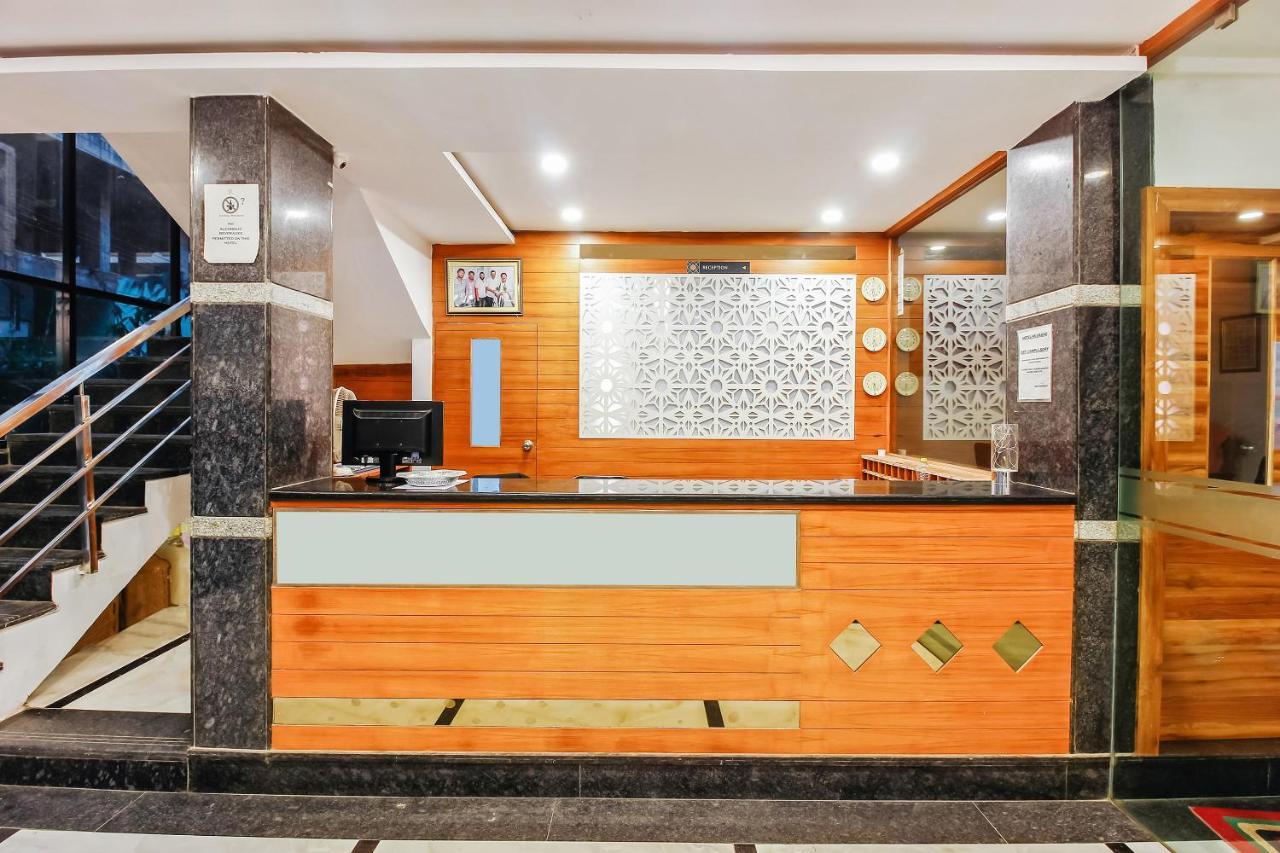 Oyo 29131 Hotel Mn Grand Shamshabad Zewnętrze zdjęcie