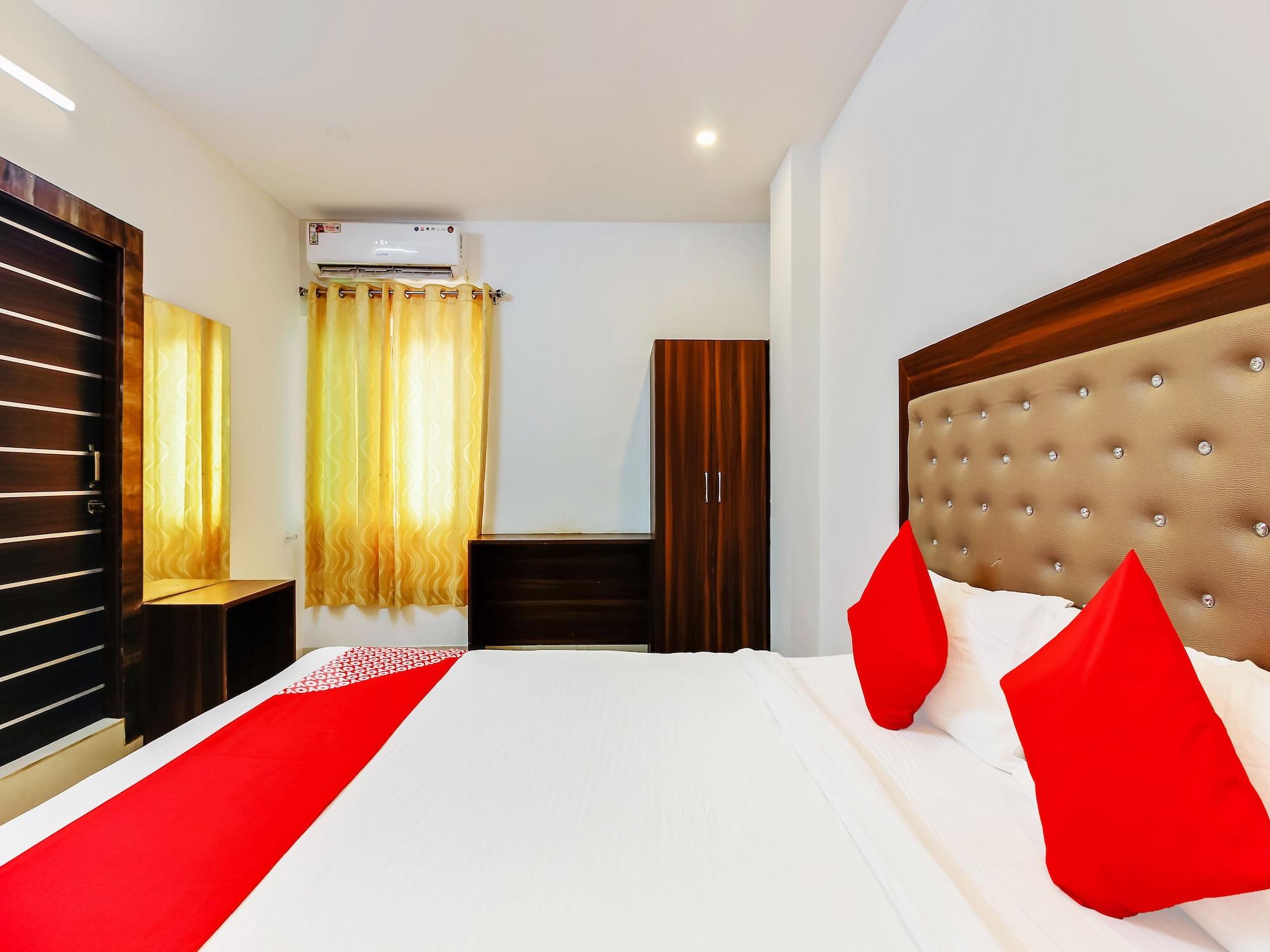 Oyo 29131 Hotel Mn Grand Shamshabad Zewnętrze zdjęcie